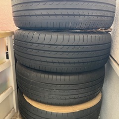タイヤ4本セットの画像