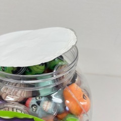 ハロウィンにぴったり！　RAGOLDS ソフトグミ スカル 50個入り（SOUR APPLE SOUR STRAWBERRY 賞味期限2027/2/18 Y182-74065の画像