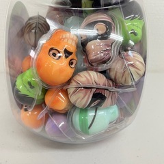 ハロウィンにぴったり！　RAGOLDS ソフトグミ スカル 50個入り（SOUR APPLE SOUR STRAWBERRY 賞味期限2027/2/18 Y182-74065の画像