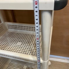 キャスター付きラックの画像