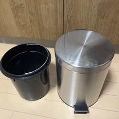 （決まりました）ペダルペール　ゴミ箱　一度使用の画像