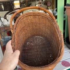 レトロな籠の画像