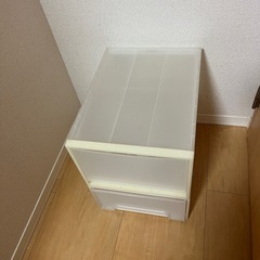 衣装ケース2個の画像