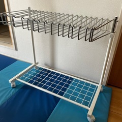 スラックスハンガー キャスター付き 1段 20本 収納の画像