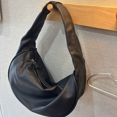 黒いバッグ⭐︎ちょっとしたお出かけにの画像