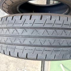 タイヤ4本　195/80 R15 107/105N LTの画像