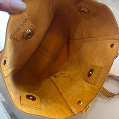 山吹色⭐︎バッグの画像