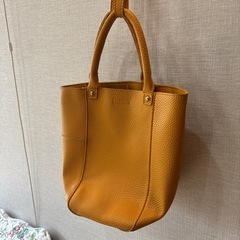 山吹色⭐︎バッグの画像
