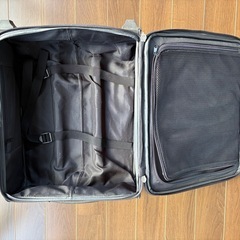 スーツケース キャリーケース キャリー 無料での画像