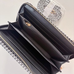 【新品未使用】お財布ショルダーの画像