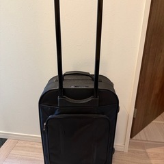 キャリーケース【ジャンク品)】の画像