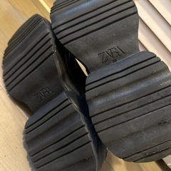 ZARA プラットフォームスニーカーの画像