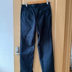 ユニクロメンズ/イージーケアツータックチノパンツの画像