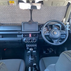 R7年式 極上車！ スズキ ジムニー XC MT ホワイトパール 走行6000km未満 禁煙車の画像