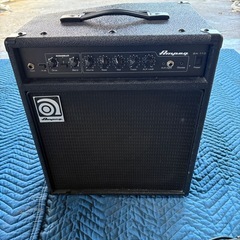 AMPEG アンペグ ベース用コンボアンプ BA-110v2の画像