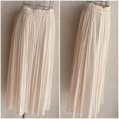 ミルク色スカート の画像