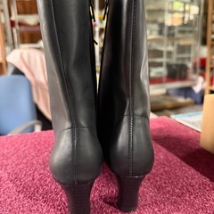 未使用の23.５センチショートぶーブーツの画像