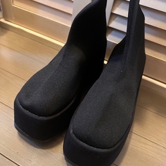 厚底ソックスブーツの画像