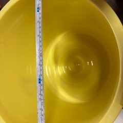 大きめの入れ物の画像