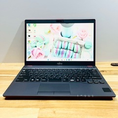 【激安大特価 早い者勝ち】SSD フルHD ノートパソコン 軽量 富士通 レッド/ブラック Windows11 メモリ8GB SSD256GB 13.3インチ USB Wi-Fi の画像