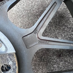 【埼玉県所沢市】直接引取のみ　ハイペリオン CVM アルミホイール(中古)  20インチの画像