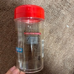 未使用スパイス、塩容器の画像