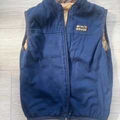 ミキハウス  リバーシブルベスト　100位の画像