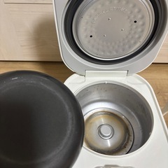 タイガー　炊飯器　3合炊きの画像