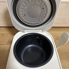 タイガー　炊飯器　3合炊きの画像