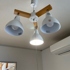 ニトリ　ボレロ　ペンダントライトの画像