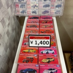 トミカシリーズ色々　開封済みから未開封までいろんなものがあります。の画像