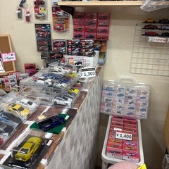 トミカシリーズ色々　開封済みから未開封までいろんなものがあります。の画像