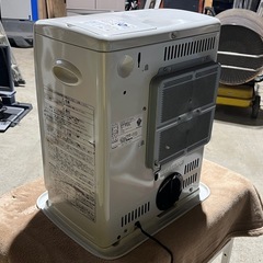 ＣＯＲＯＮＡ　石油ファンヒーター　ブルーヒーター　石油ストーブ　パールホワイト　５．０Ｌタンク　２０１２年製　ＦＨ－ＤＧ３２１２Ｙの画像
