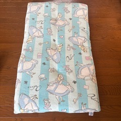 アリス　長座布団の画像