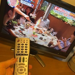 SHARP AQUOS 32V LC-32DE5／動作OK／傷あり／リモコン不良／引取限定（アパート3階）の画像