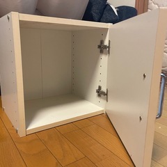 【0円／引取限定】白カラーボックス 扉付き 4個セット／まとめてのみの画像