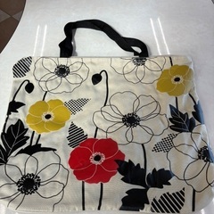 花柄バッグの画像