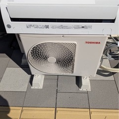 ✨激安価格✨早期限定‼️持帰8万 2台セット 2024年製 ‼️配管付き‼️6畳用 東芝 エアコン 2.2kw 
の画像