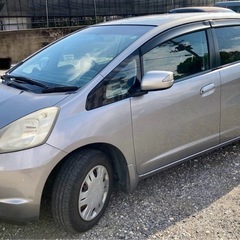 【すぐ乗れる‼️】フィット 車検R8.8月までの画像