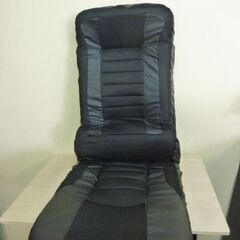 無料差し上げます　エラー入庫品　ジャンク　倉庫保管　リクライニングしません　1人掛け ク ゲーミング座椅子 の画像