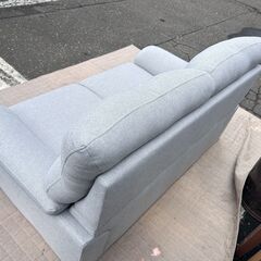 大特価  苫小牧発 ファブリック カウチソファ 二人掛け グレー 家具 布 usedの画像