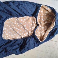 抱っこ紐ケープ　防寒　　ベビーカーブランケット　の画像