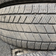 BRIDGESTONE BLIZZAK VRX3 215/60r16の画像