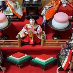 オルゴール付きひなに雛人形の画像