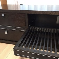 テレビボードの画像