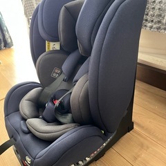 ISOFIX対応 ネイビー チャイルドシート　ジュニアシート　アイリスオーヤマ　未使用
の画像