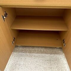 ★リユースのサカイ高崎店★TJ13177  食器棚 ライトブラウン H115×D31.2×W58.3 クリーニング済みの画像