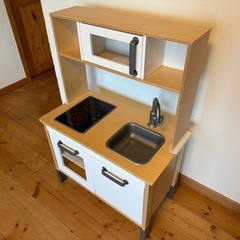 IKEA おままごとキッチン DUKTIG｜アクセサリー大量セット｜X-girl収納ボックス付き（直接引取のみ）の画像