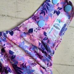 布おむつ　一体型　花柄　econaps ピンクパープルの画像
