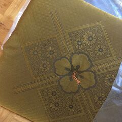  【引き取り限定。置き配。越前市内】座布団　中古　2枚セットAの画像